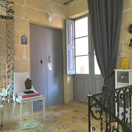 Large Bedroom In Boutique Style With Pool Il-Pergla