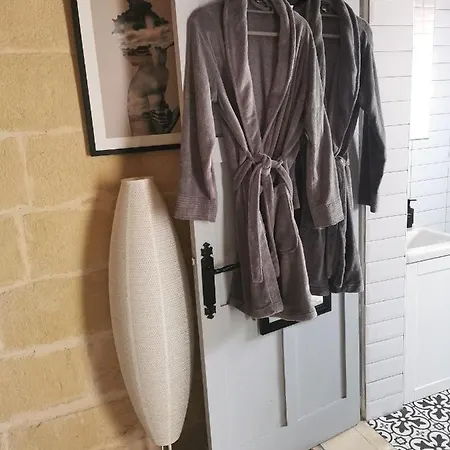 Privat bolig Large Bedroom In Boutique Style With Pool